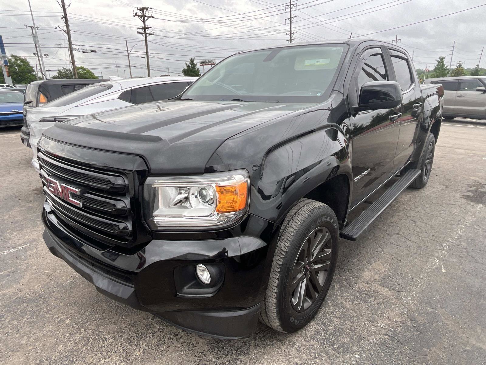 Used 2019 Onyx Black GMC 2WD SLE image 3
