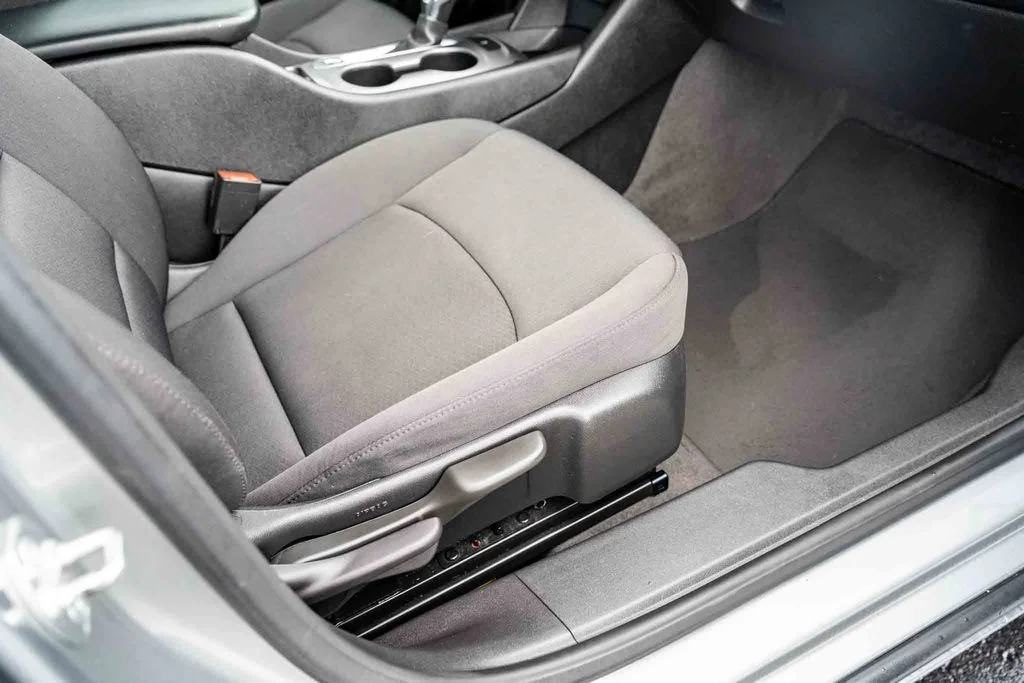 Used 2024 Gray Chevrolet LS image 29