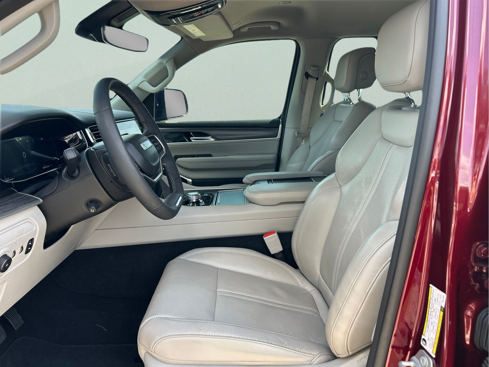 Used 2023 Red Jeep Series III image 9