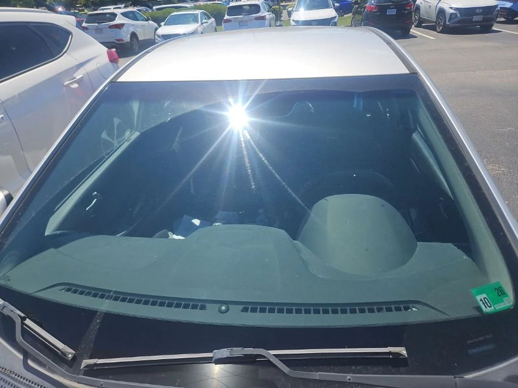 Used 2014 Silver Hyundai GS image 3