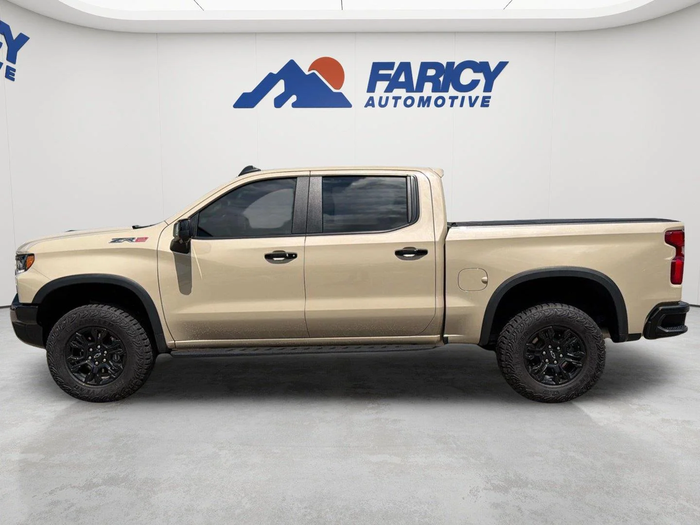 Used 2022 Sand Dune Metallic Chevrolet ZR2 image 9