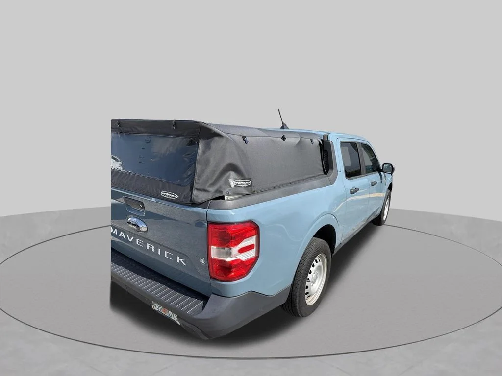 Used 2023 Blue Ford XL image 7