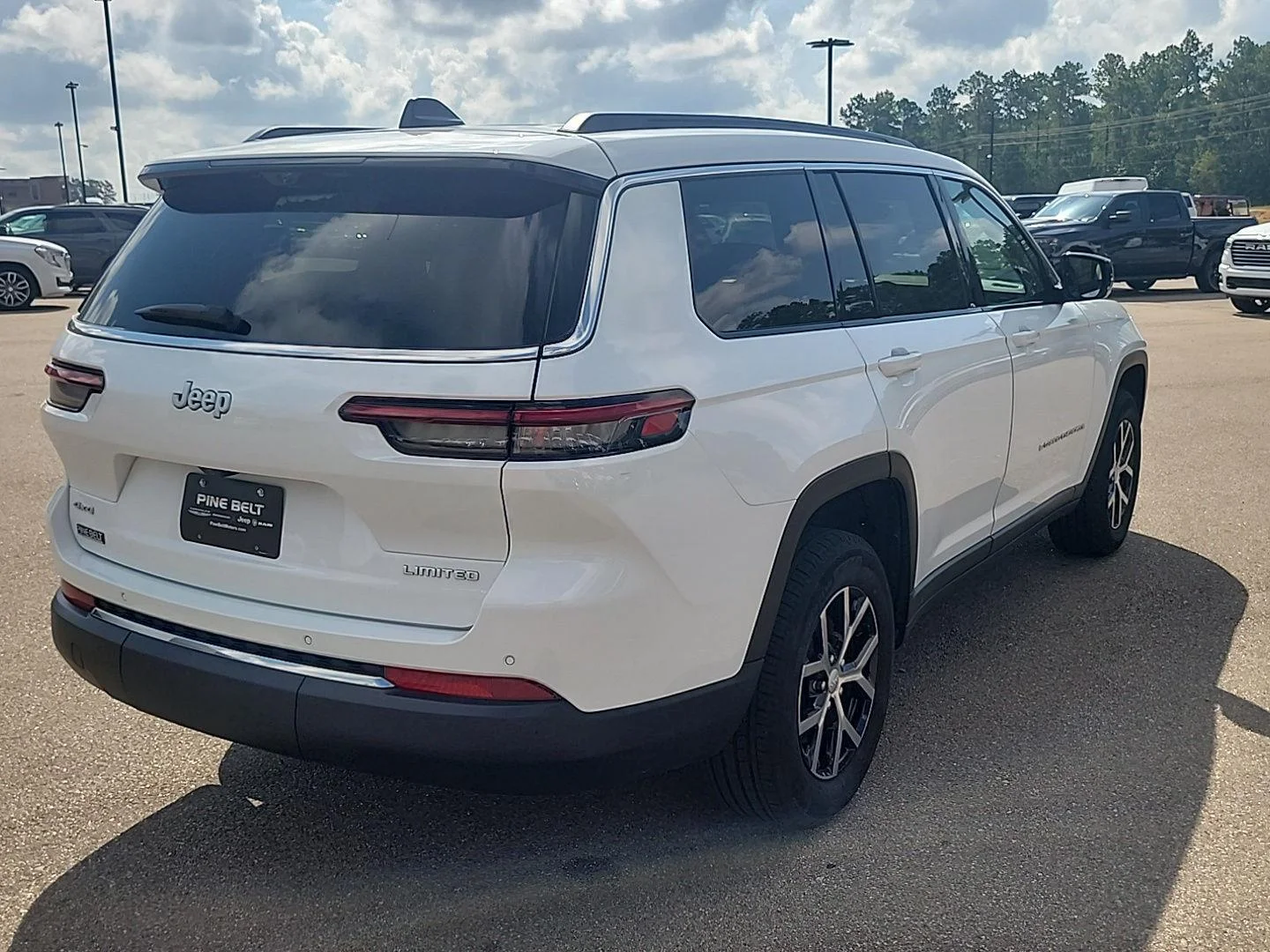Used 2025 Bright White Clearcoat Jeep Limited image 23