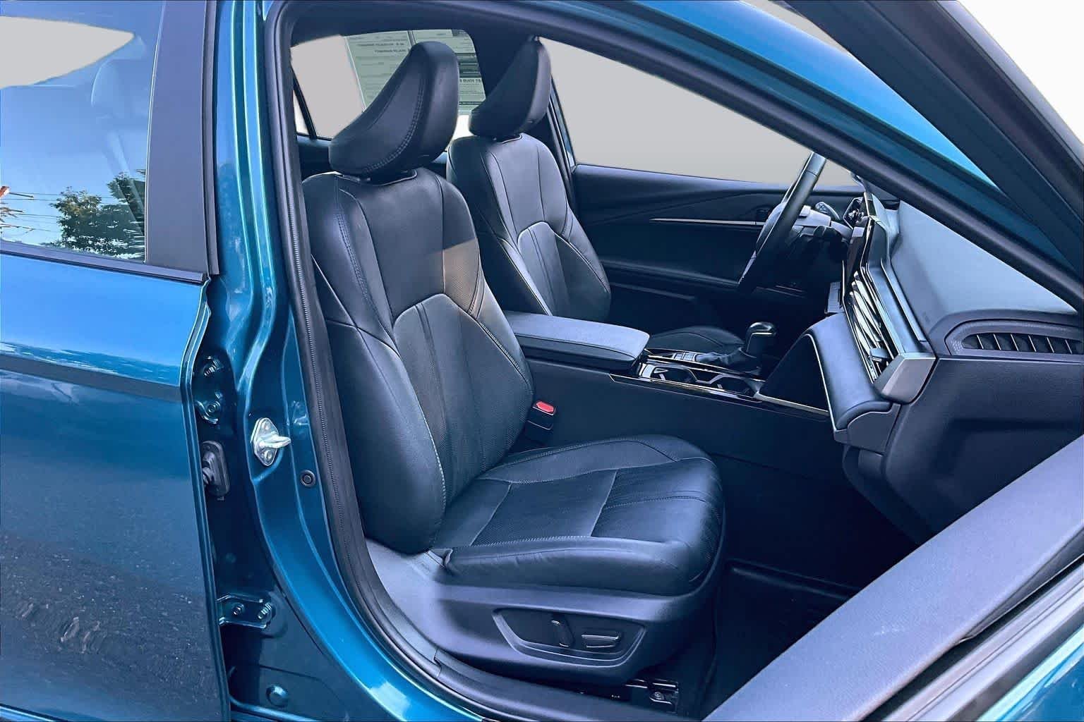 Used 2025 Ocean Gem Toyota XSE image 8
