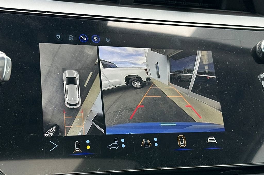 2027 Chevrolet Bolt RS - Photo 25