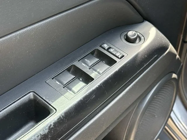 Used 2016 Gray Jeep Sport image 17