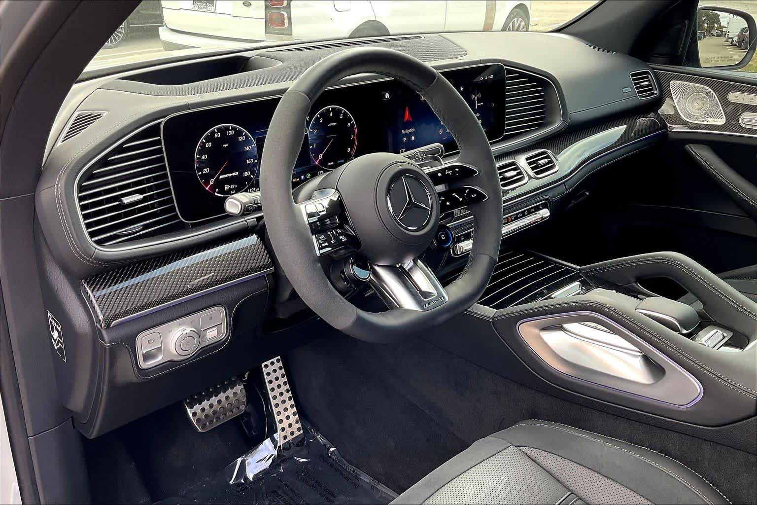 2025 Mercedes-Benz GLE AMG GLE 53 - Photo 9