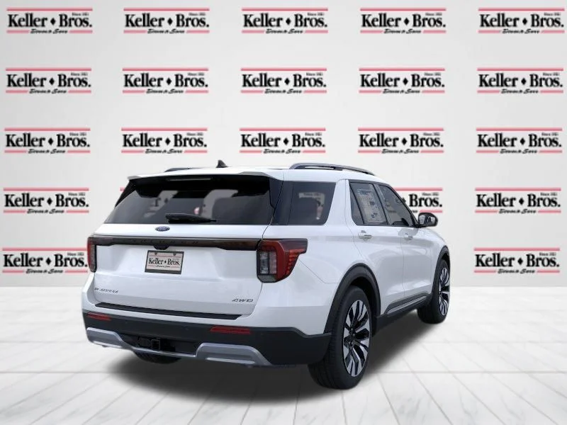 New 2026 Star White Metallic Tri-Coat Ford Platinum image 8