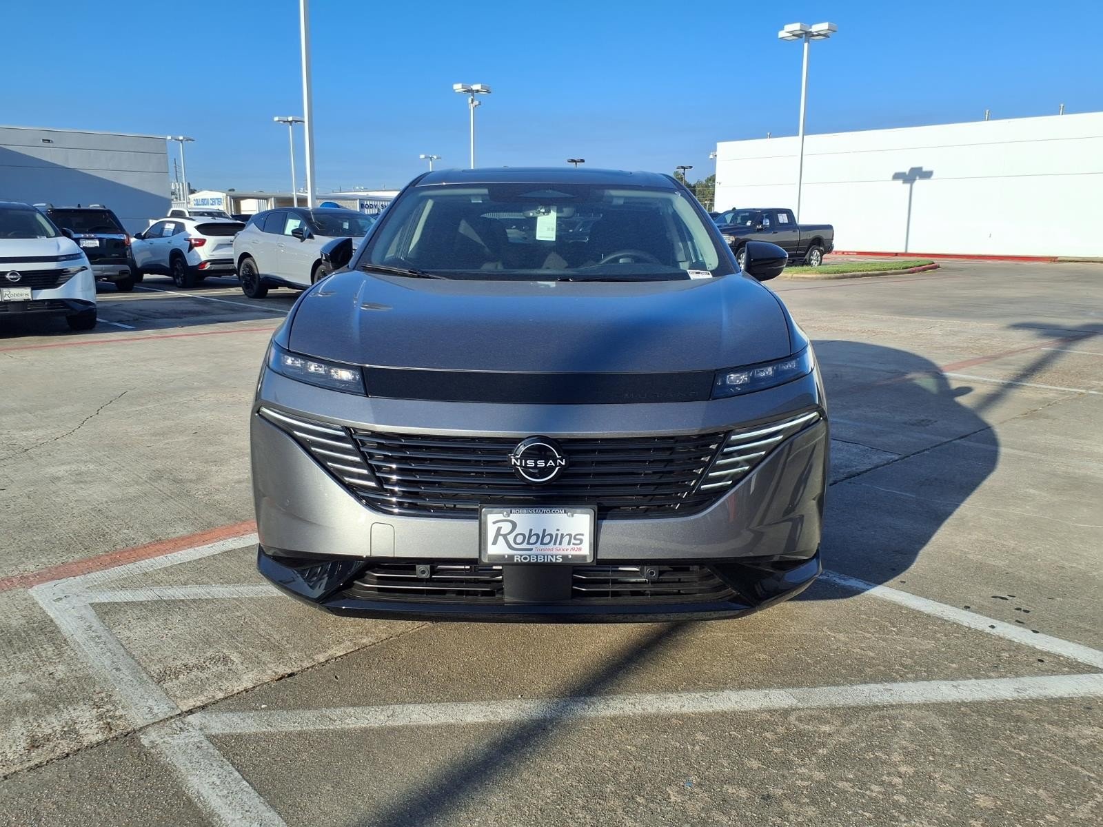 2027 Nissan Murano photo 9 of 24