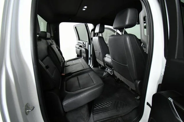 2021 Chevrolet Silverado 3500HD LTZ - Photo 24