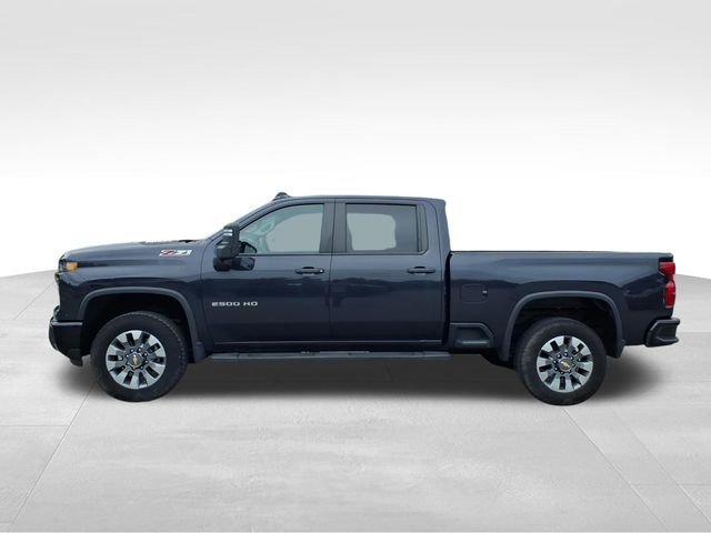 Used 2024 Gray Chevrolet Custom image 7