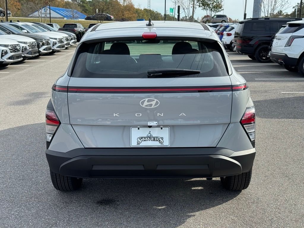 Used 2026 Gray Hyundai SE image 9