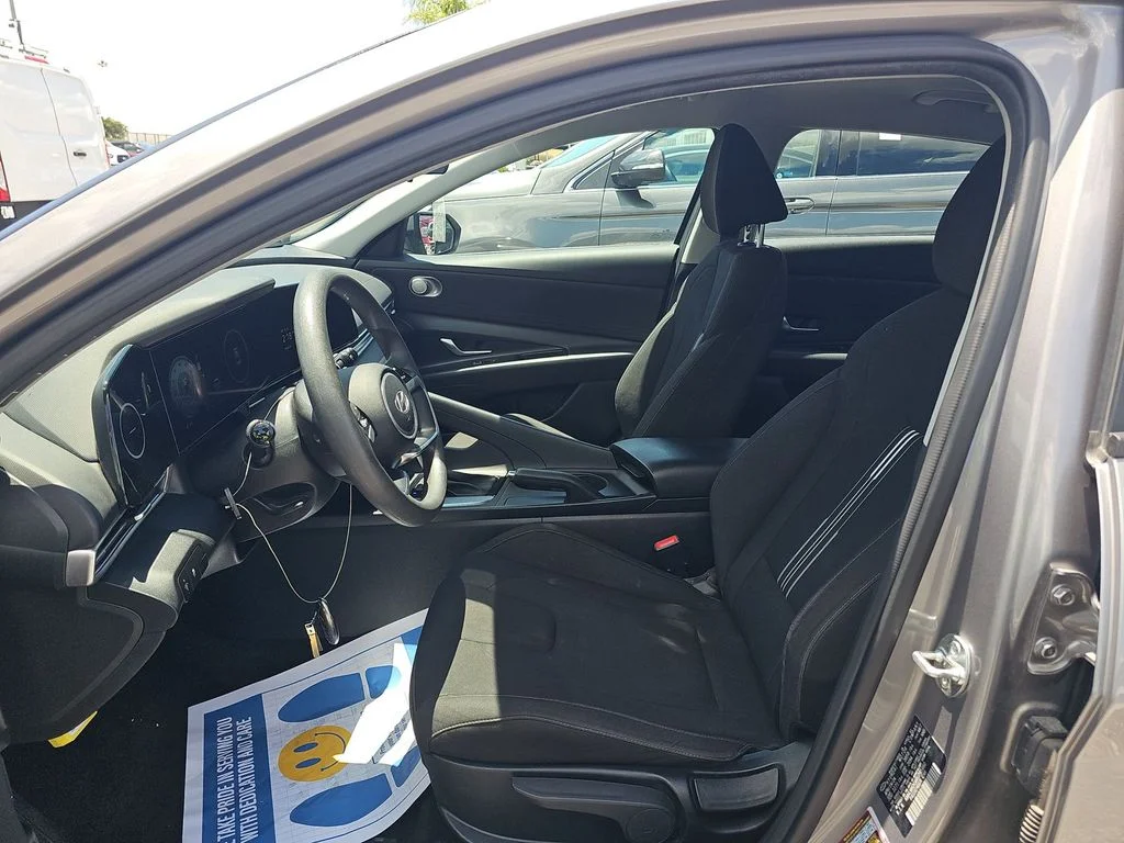 Certified Used 2024 Silver Hyundai SEL image 2