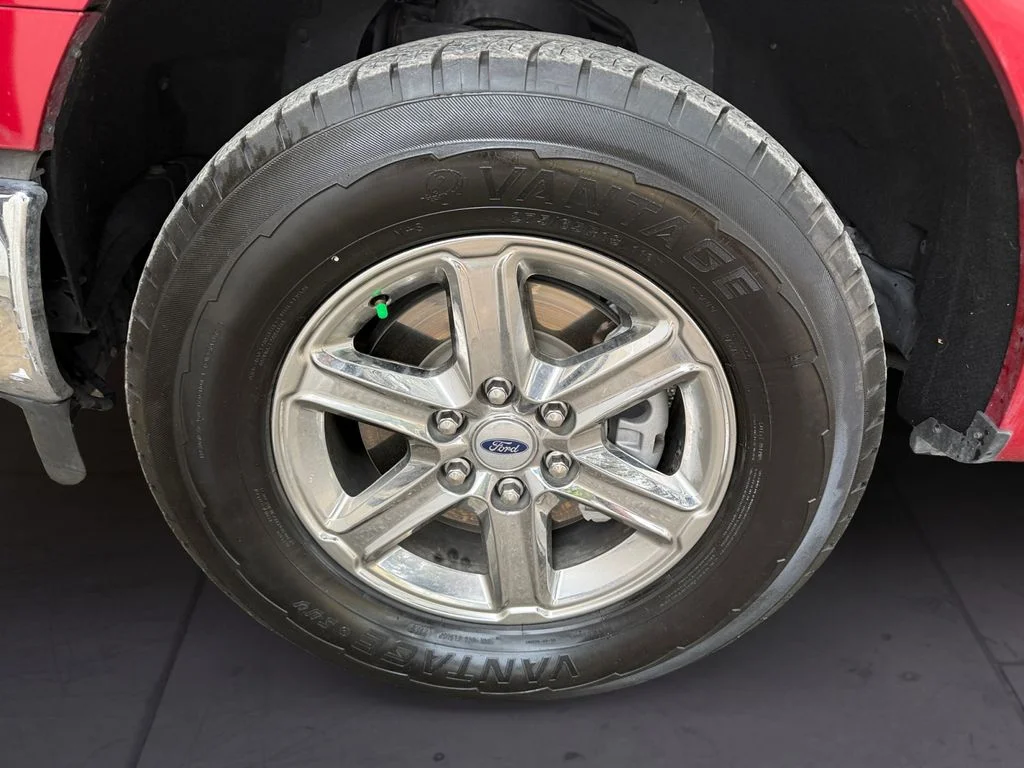 Used 2024 Red Ford XLT image 9