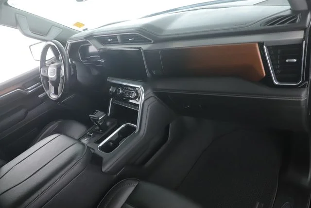 Used 2024 Black GMC Denali image 33