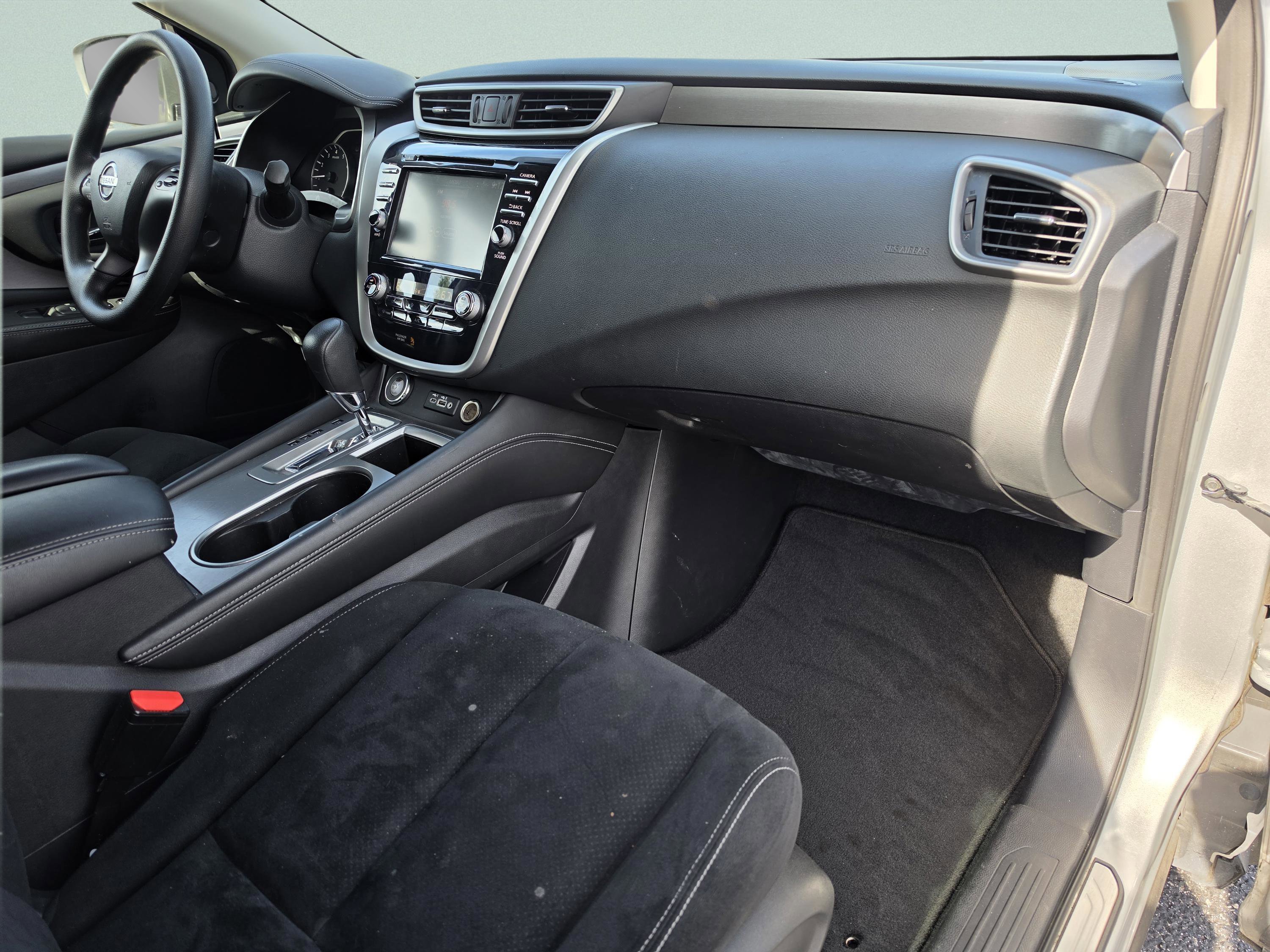 Used 2022 Brilliant Silver Metallic Nissan S image 14