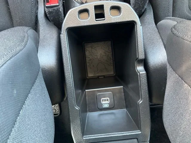 Used 2016 Black Jeep Latitude image 15