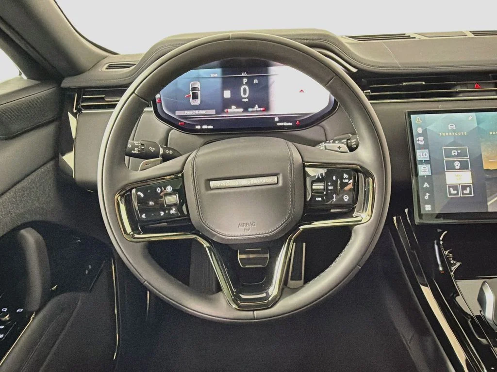 New 2027 Santorini Black Land Rover Dynamic SE image 24