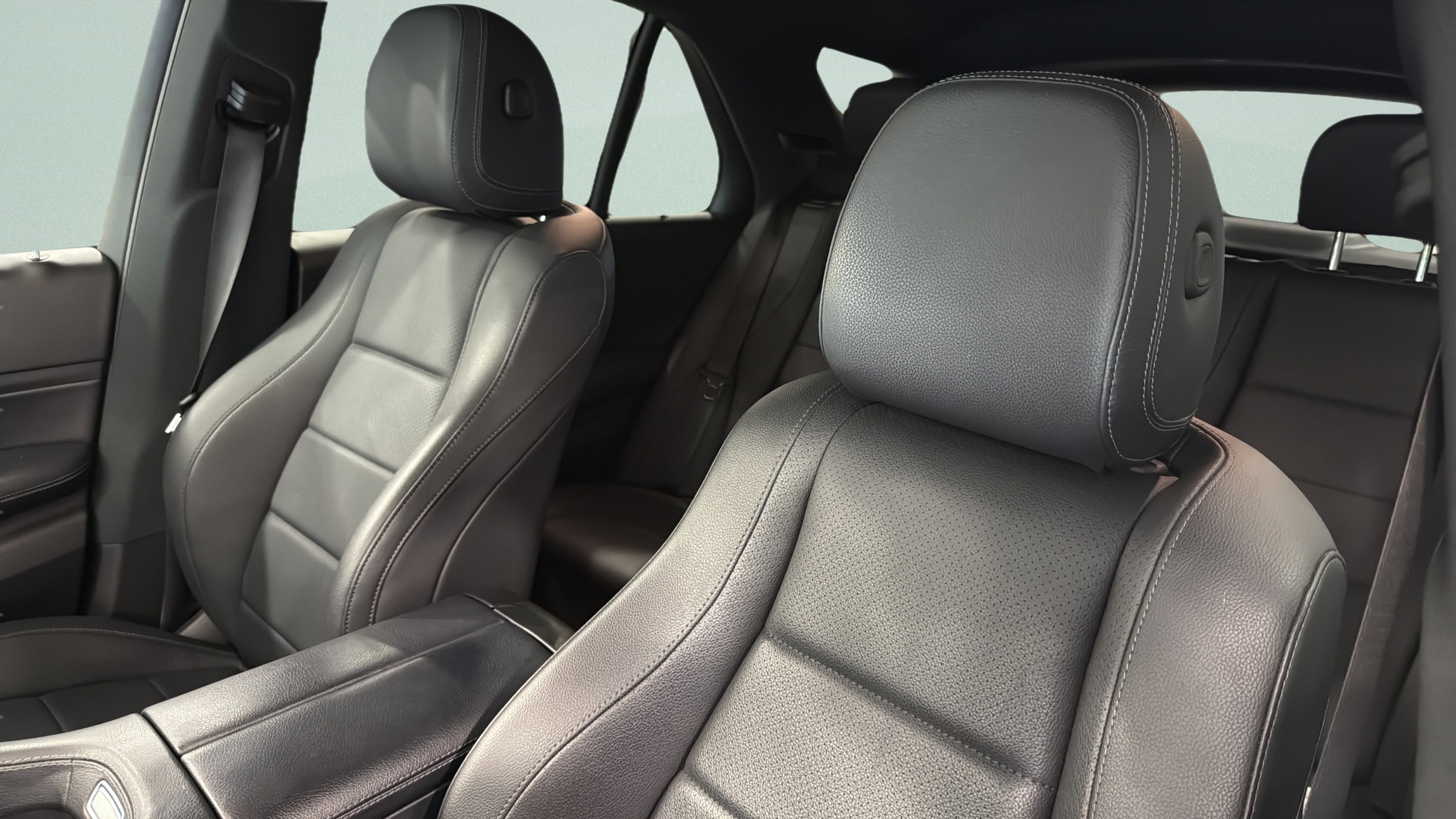 Certified Used 2020 Mojave Silver Metallic Mercedes-Benz GLE 350 image 16