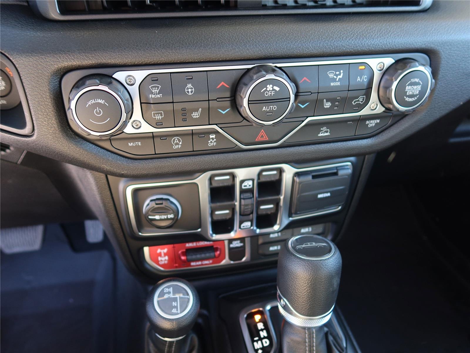 2026 Jeep Gladiator Willys - Photo 16