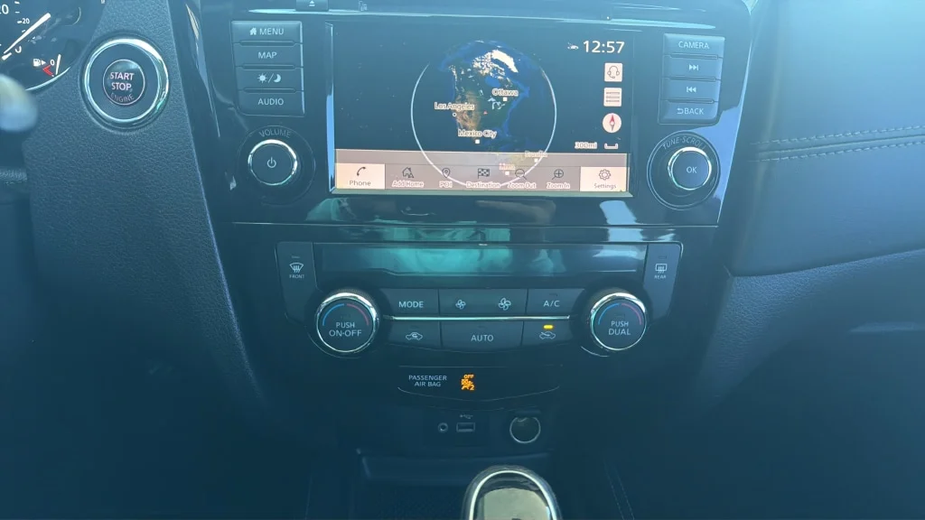 Used 2018 Gun Metallic Nissan SL image 14