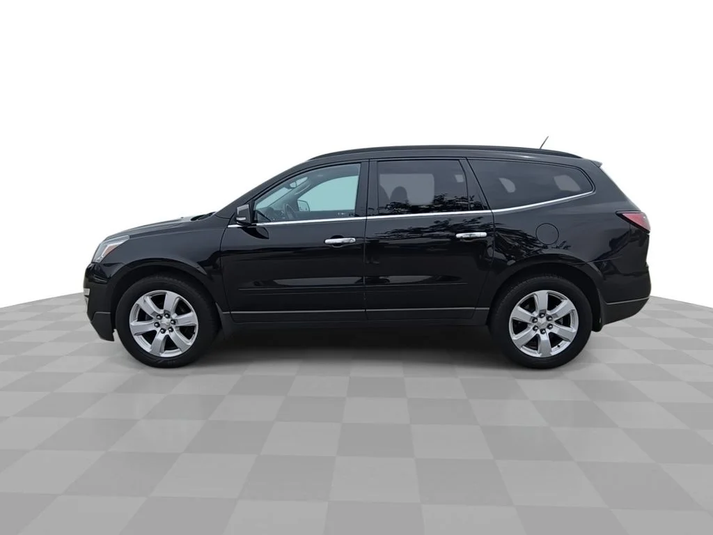Used 2017 Black Chevrolet LT image 5