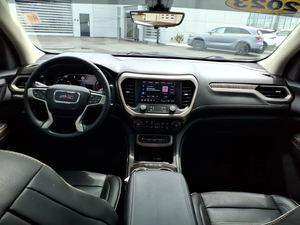 Used 2023 Black GMC Denali image 11