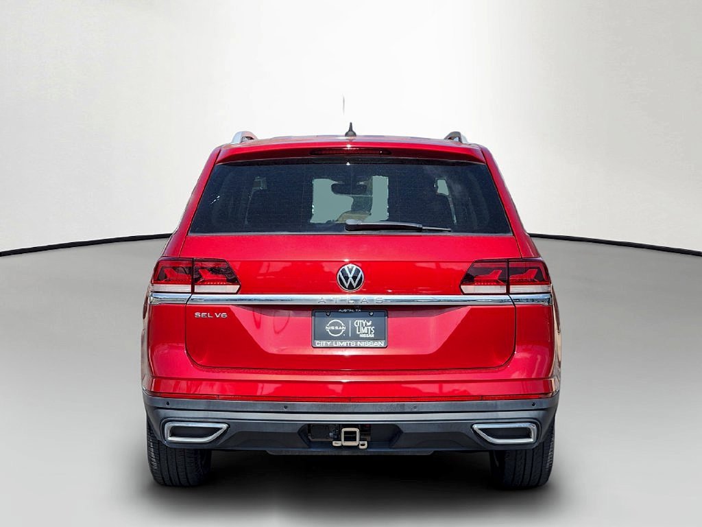 Used 2021 Blue Volkswagen SEL image 6