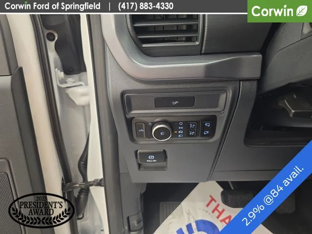 New 2026 Oxford White Ford XLT image 38