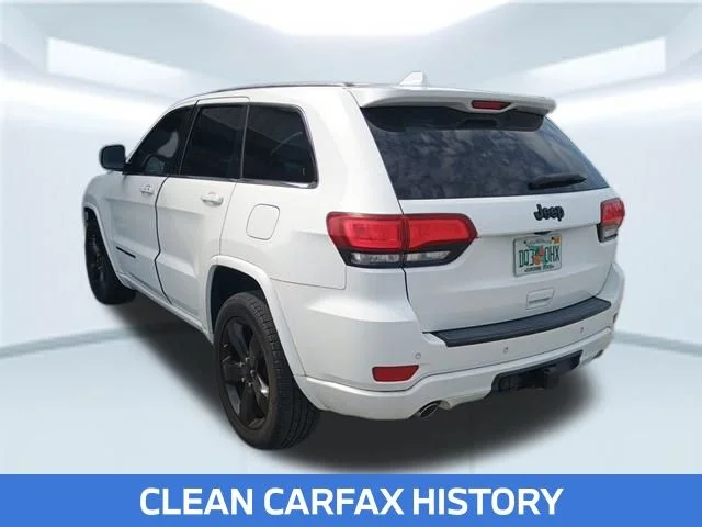 Used 2015 White Jeep Altitude image 4