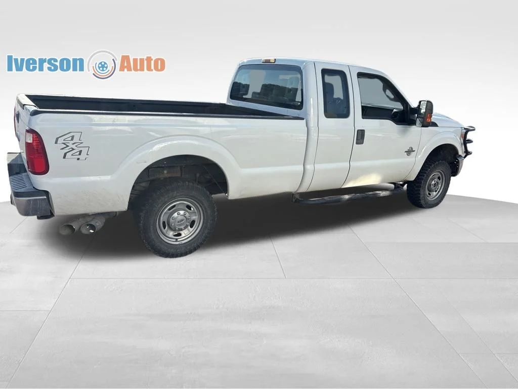 Used 2014 White Ford XL image 6