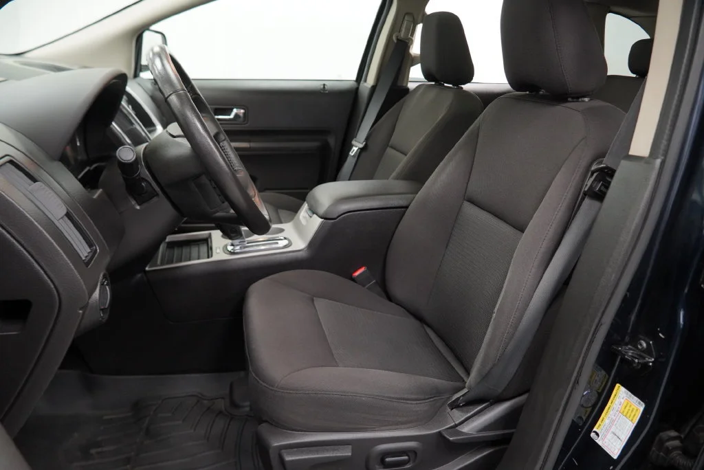Used 2010 Black Ford SEL image 4