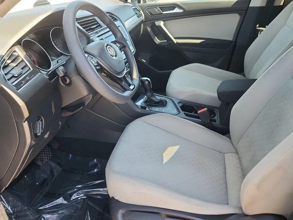 Used 2018 Black Volkswagen 2.0T S image 7