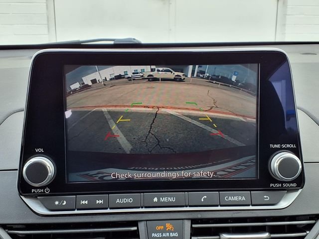Used 2024 Red Nissan 2.5 SV image 11