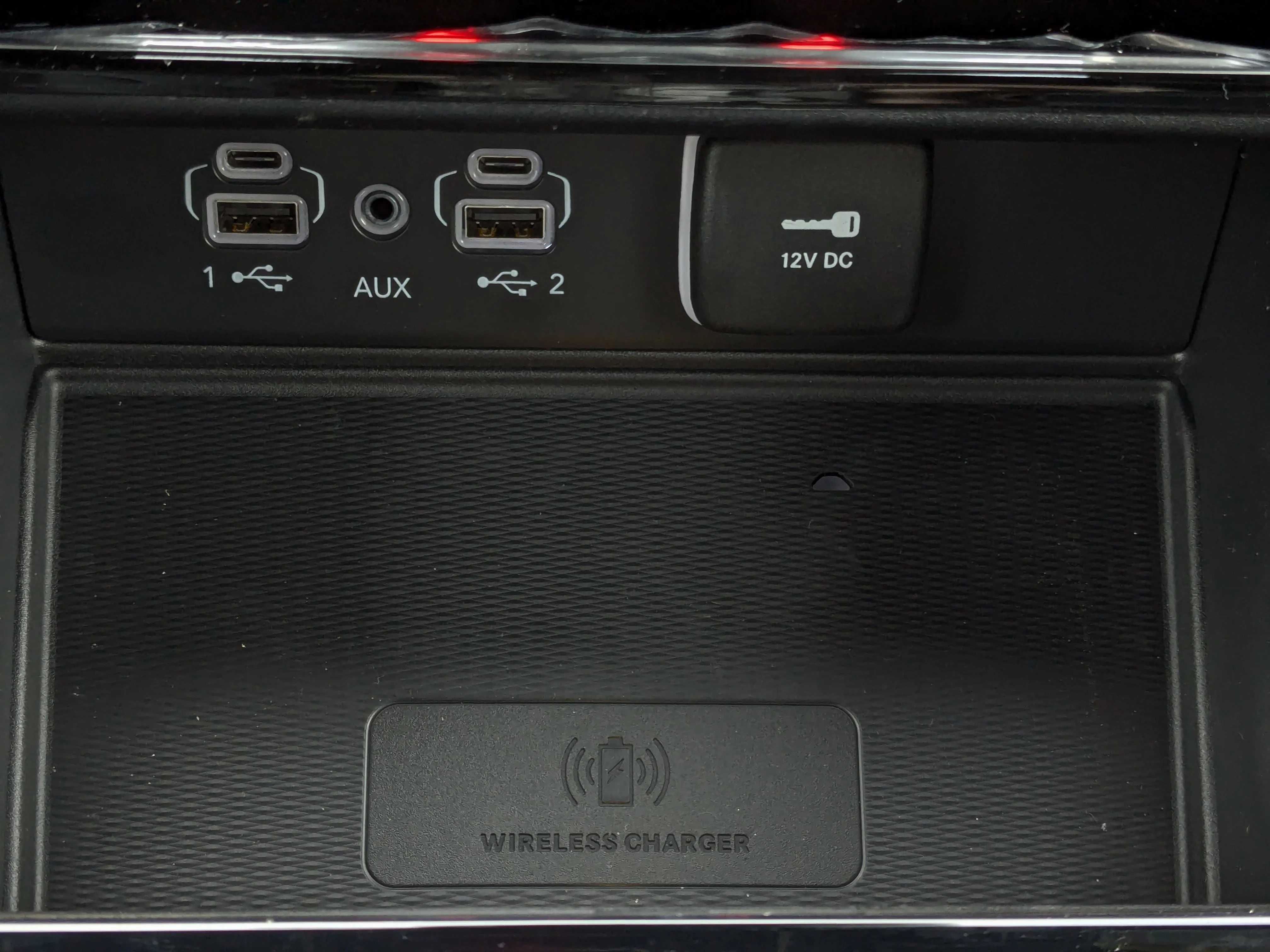 New 2025 Black Jeep Altitude - - Power Sunroof - Power Liftgate - Wireless Charging - 20 Black Wheels & More image 23