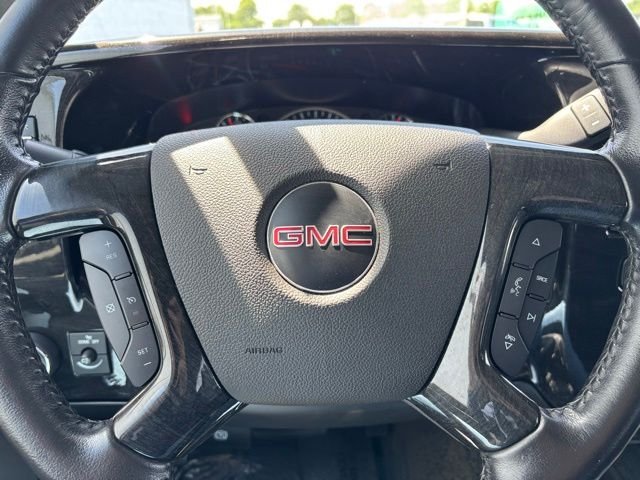 Used 2020 Summit White GMC Explorer Limited SE image 27