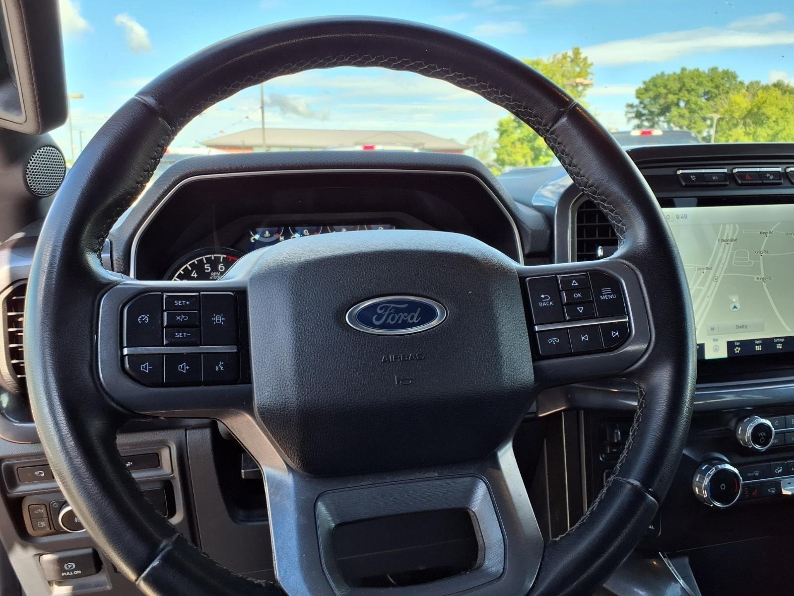Used 2023 Avalanche Ford XLT image 16