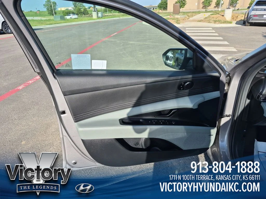 Used 2024 Silver Hyundai Limited image 10