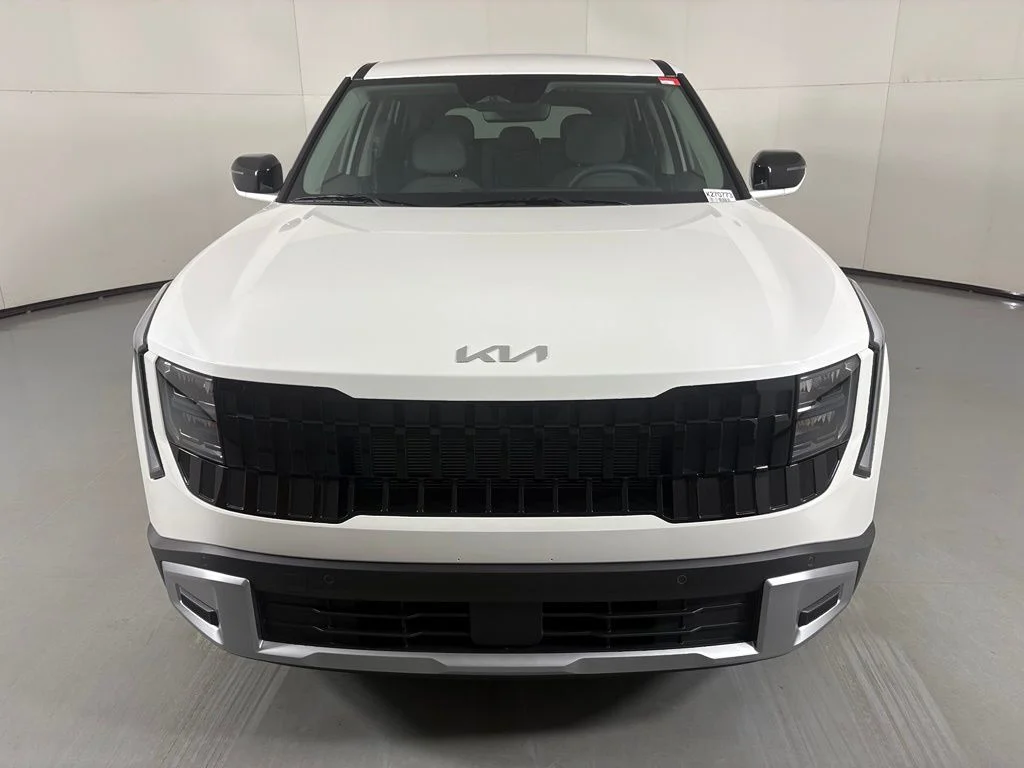 New 2027 Snow White Pearl Kia EX image 3
