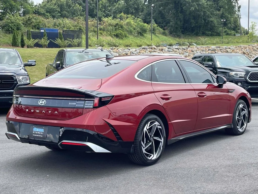 Certified Used 2026 Red Hyundai SEL Sport image 3