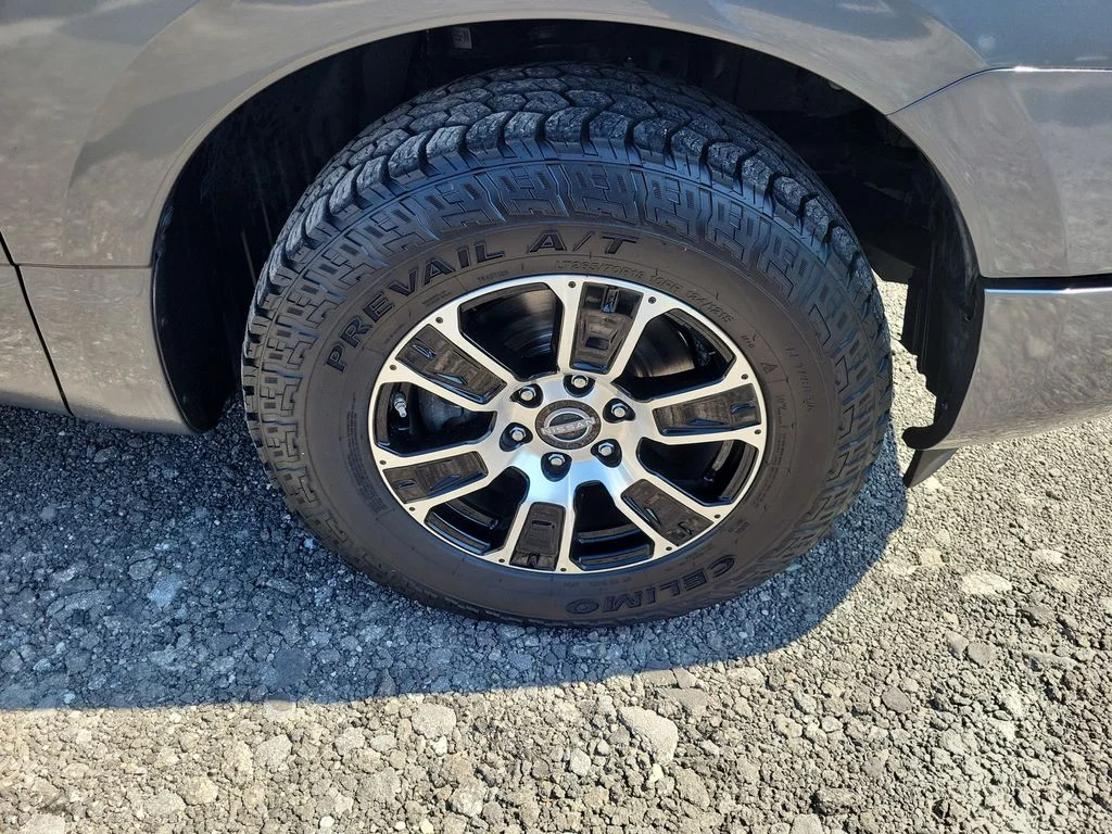 Used 2023 Gray Nissan SV image 7