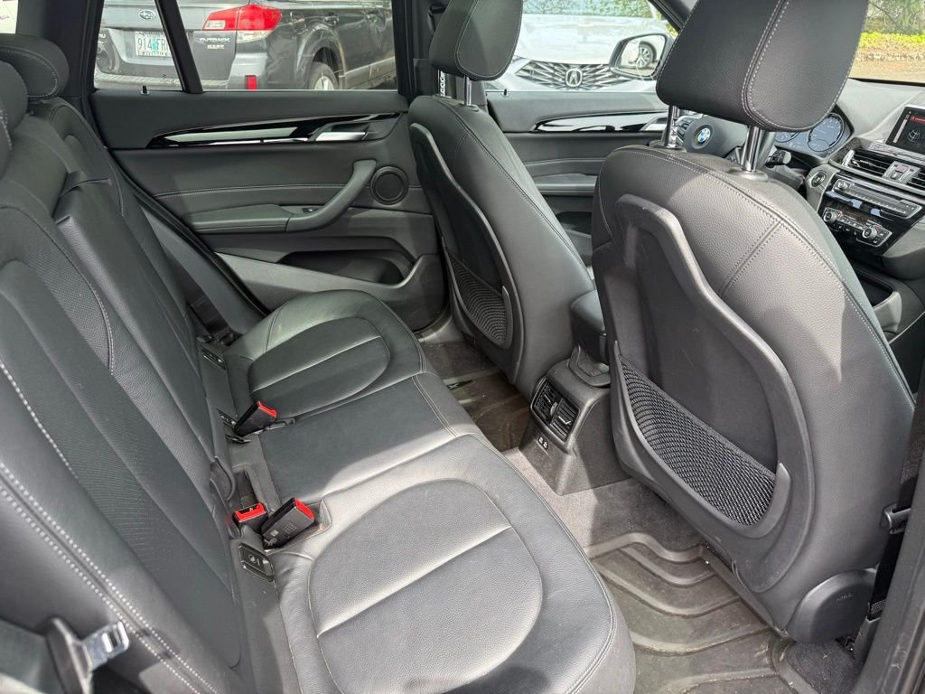 Used 2021 Mineral Gray Metallic BMW xDrive28i image 8