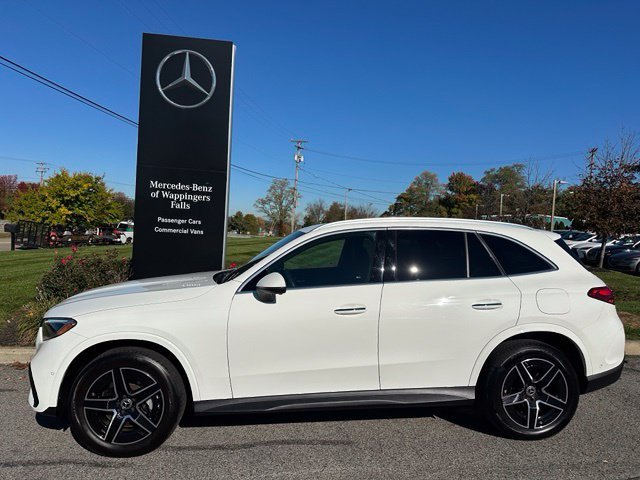 Certified Used 2025 White Mercedes-Benz GLC 350e image 2