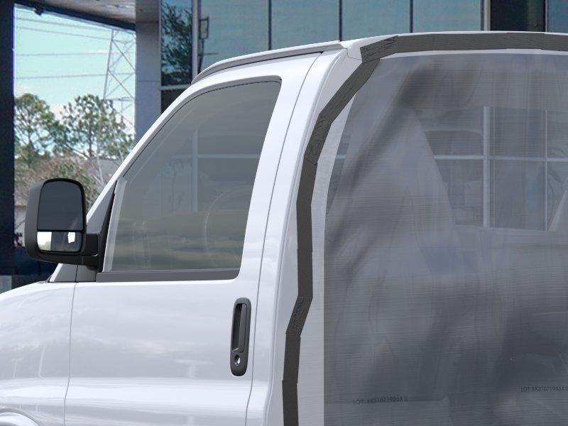 New 2026 Summit White Chevrolet 1WT image 12