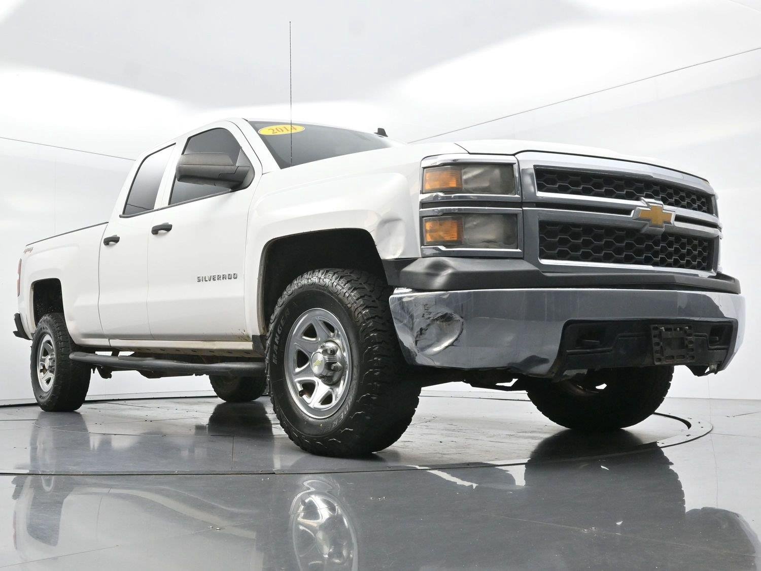 Used 2014 Summit White Chevrolet Work Truck image 39