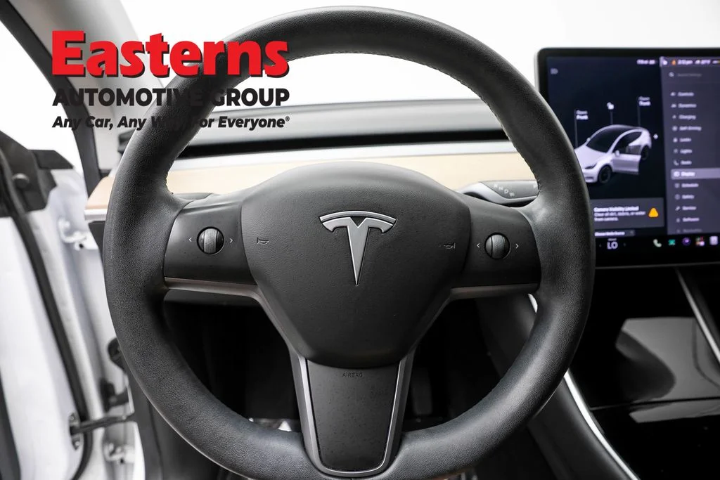 Used 2021 White Tesla Long Range image 10