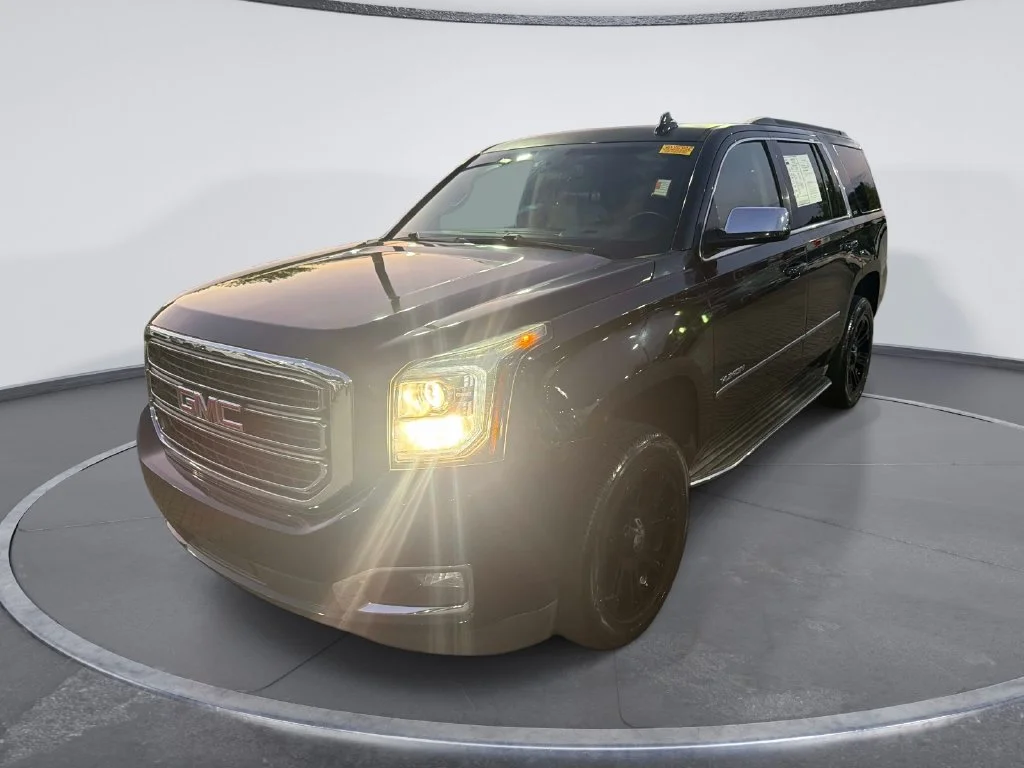Used 2016 Black GMC SLT image 3