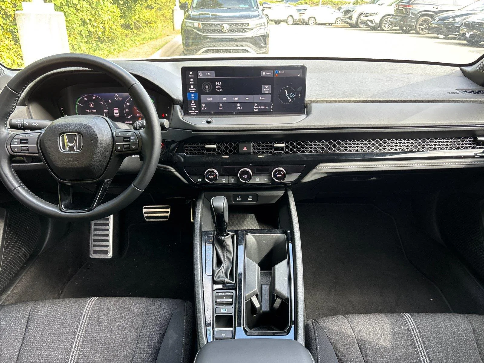 Used 2024 Platinum White Pearl Honda Sport image 32