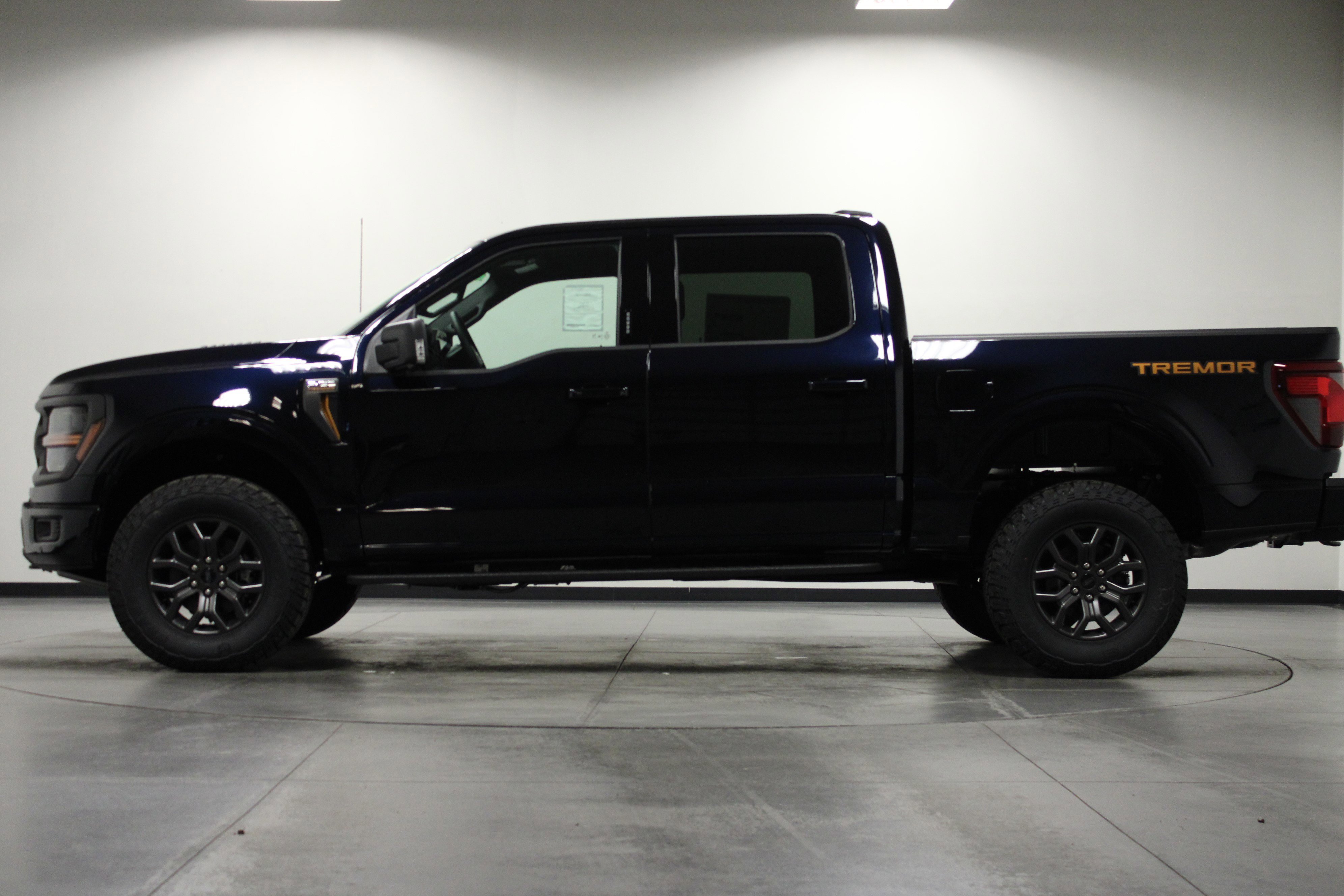 New 2026 Antimatter Blue Metallic Ford Tremor image 7