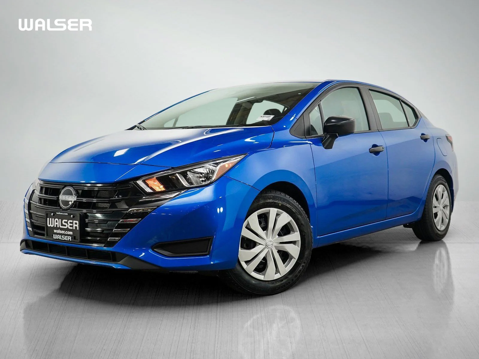 2024 Nissan Versa 1.6 S CVT's photo